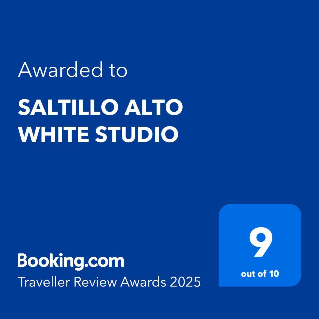 Saltillo Alto White Studio Torremolinos Buitenkant foto